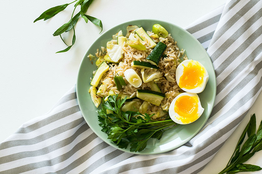 plate off food with eggs