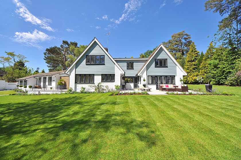 house with big front lawn