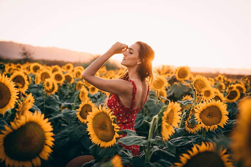 senior sunflower portrait session